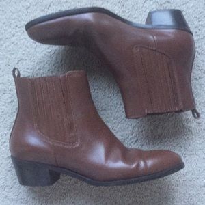 Chelsea boot in brown
